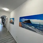 Ocean Light Apartment *